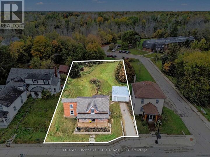 Property Photo:  42 Main Street  ON K0G 1E0 