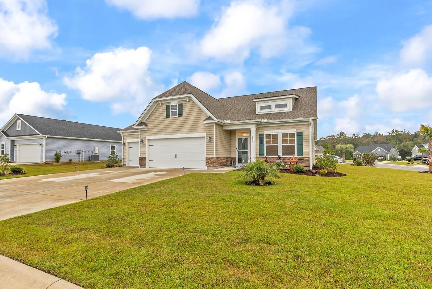 Property Photo: 409 White Willow Way SC 29568