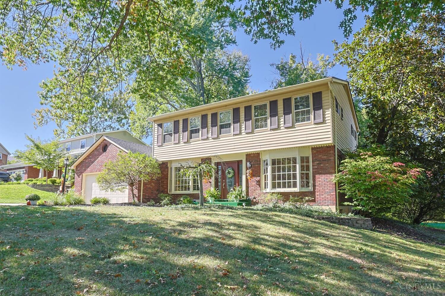 Property Photo:  1077 Hawkstone Drive  OH 45230 