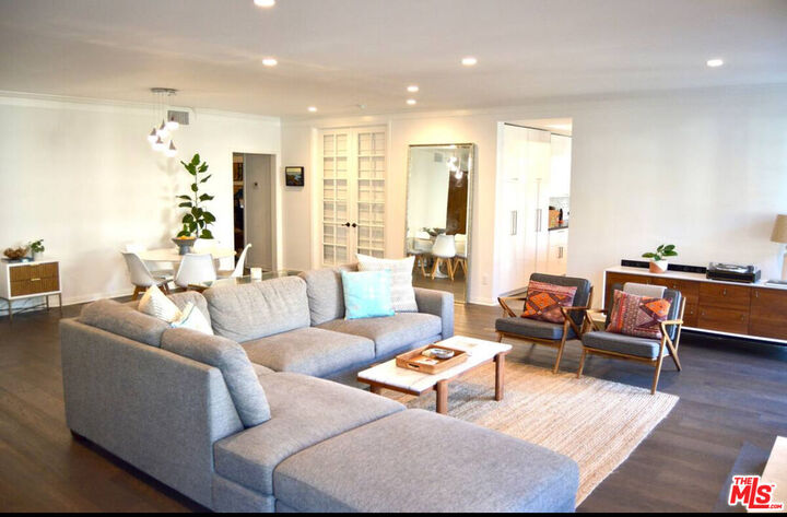 Property Photo: 11815 Dorothy St, Unit 1 CA 90049