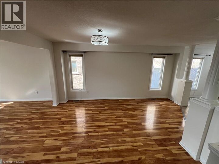 Property Photo:  14 Iron Gate Street Main  ON N2N 3P9 