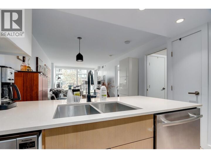 Property Photo:  1618 Quebec Street 207  BC V6A 0C5 