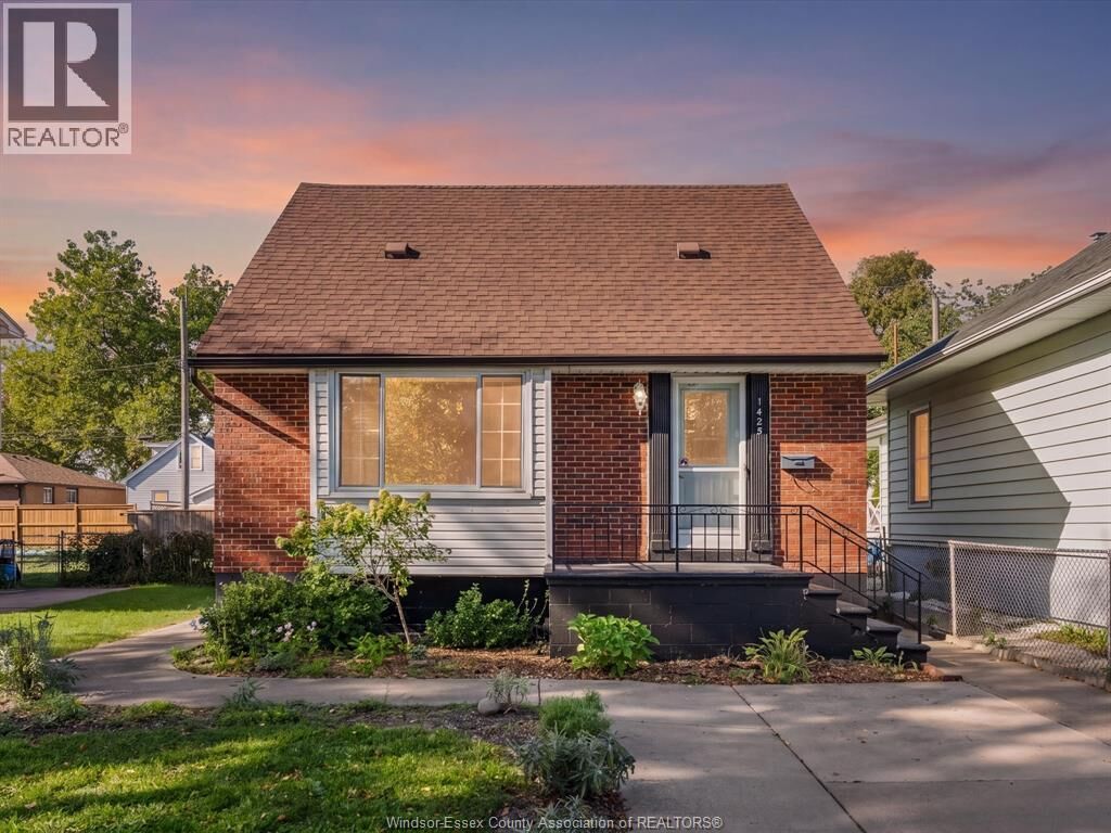 Property Photo:  1425 Westcott  ON N8V 4C3 