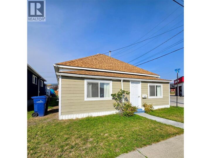 Property Photo: 101 6th Avenue South BC V1C 2H5