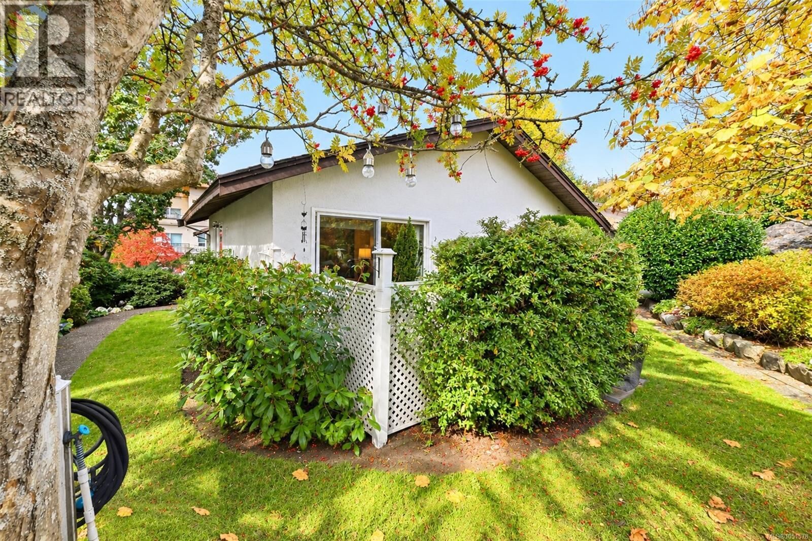 Property Photo:  278 Island Highway 2  BC V9B 1G5 