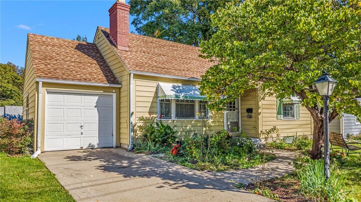 Property Photo:  429 E Dorothy Lane  OH 45419 