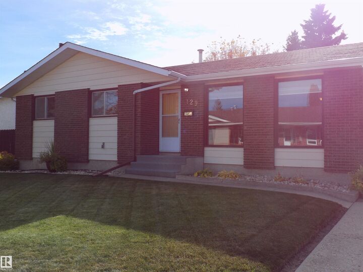 Property Photo:  129 Mountain Ash Drive  AB T9A 2T4 