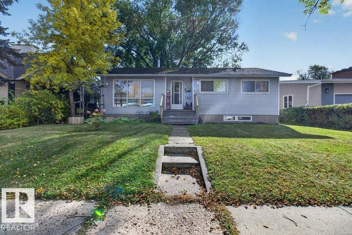 Property Photo:  3829 110 Avenue NW  AB T5W 0H8 