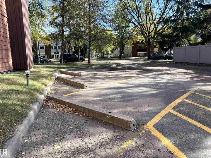 Property Photo: 10826 113 Street NW 305 AB T5H 3J2