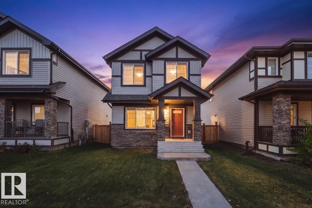 Property Photo:  15927 13 Avenue SW  AB T6W 3N6 