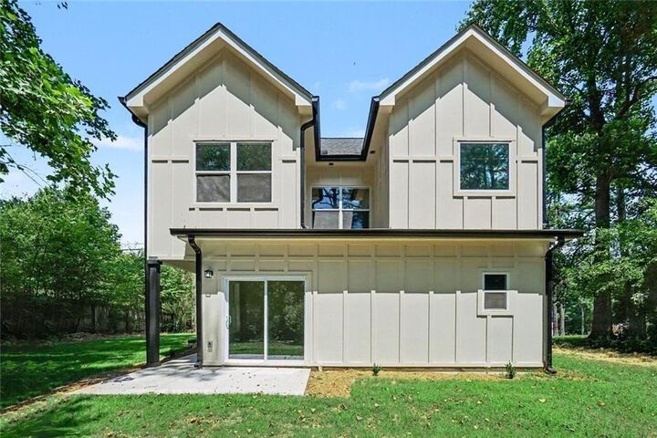 Property Photo: 6320 Crystal Cove Trail GA 30506