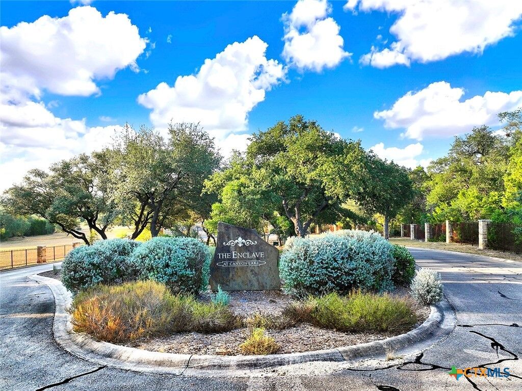 Property Photo: 2475 George Pass TX 78133