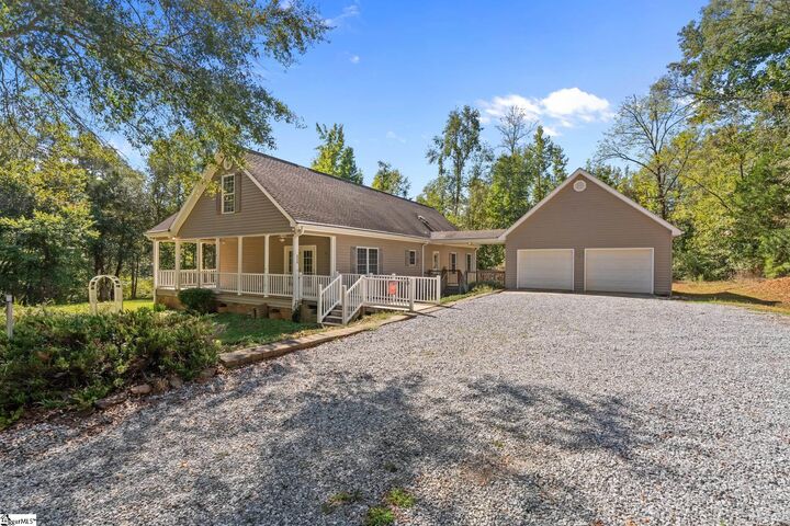 Property Photo:  2538 Downalong Drive  SC 29621-2 