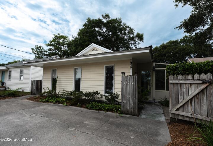 Property Photo:  11932 Old Demere Road Road  GA 31522 