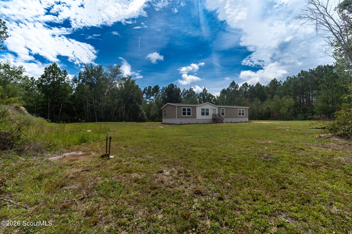 Property Photo: 6118 Leslie Drive GA 31557