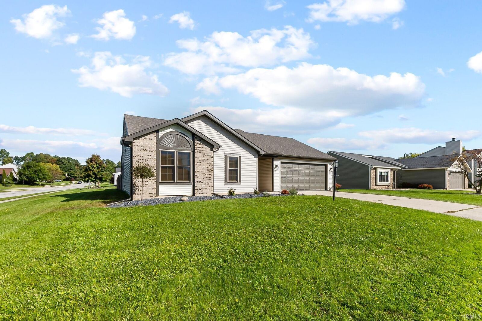 Property Photo:  5334 Goldfinch Lane  IN 46818-2513 