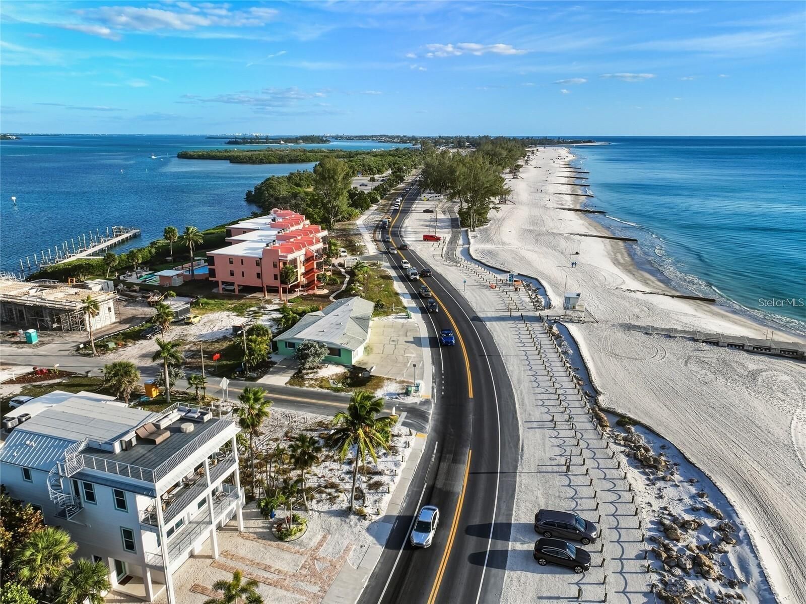 Property Photo: 1303 Gulf Drive S FL 34217