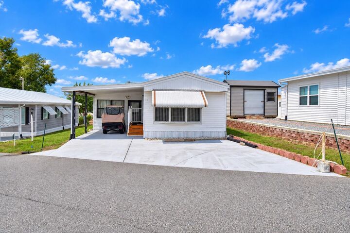 Property Photo:  251 Patterson Road D4  FL 33844 