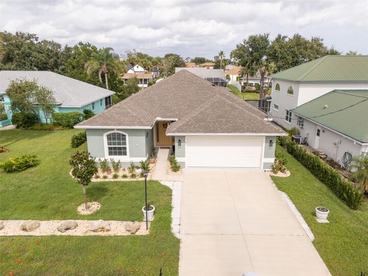 Property Photo:  85 S Cimmaron Drive  FL 32137 