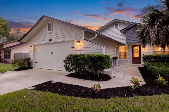 Property Photo:  963 N Jerico Drive  FL 32707 