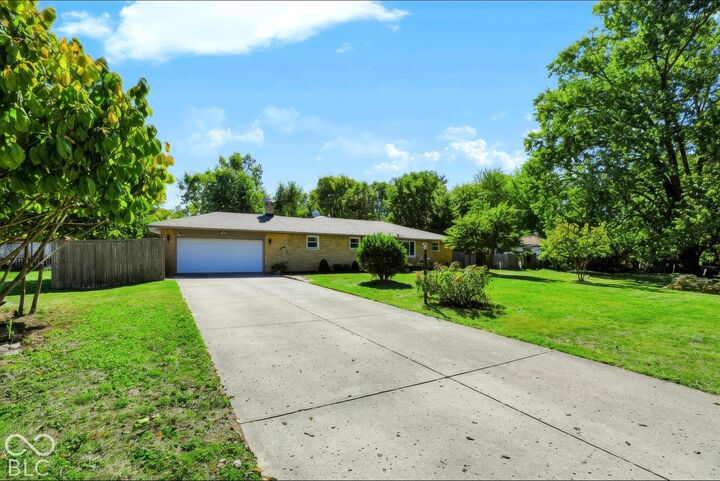 Property Photo:  2015 W 46th Street  IN 46228 