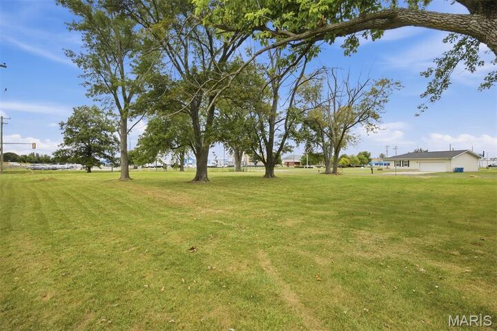 Property Photo: 37 And 38 Lincoln Lane IL 62249