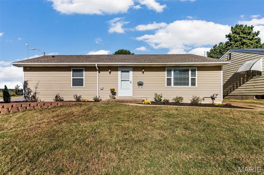 Property Photo:  6541 Clifton Hills Drive  MO 63139 