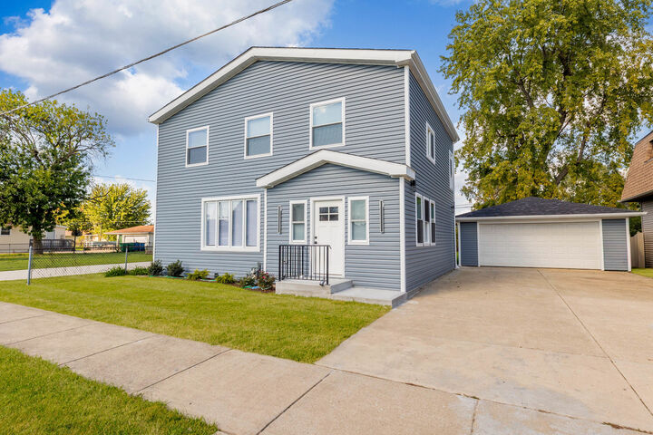 Property Photo: 5708 W 84th Place IL 60459