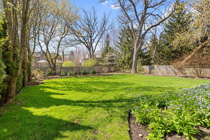 Property Photo:  510 Ash Street  IL 60093 