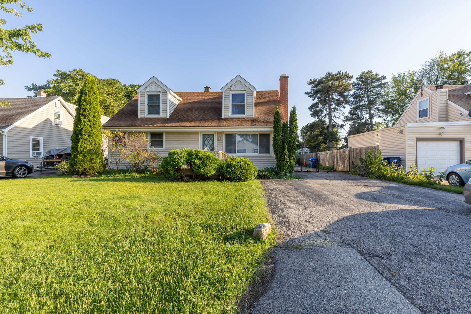 Property Photo:  18843 W Deerpath Road  IL 60030 