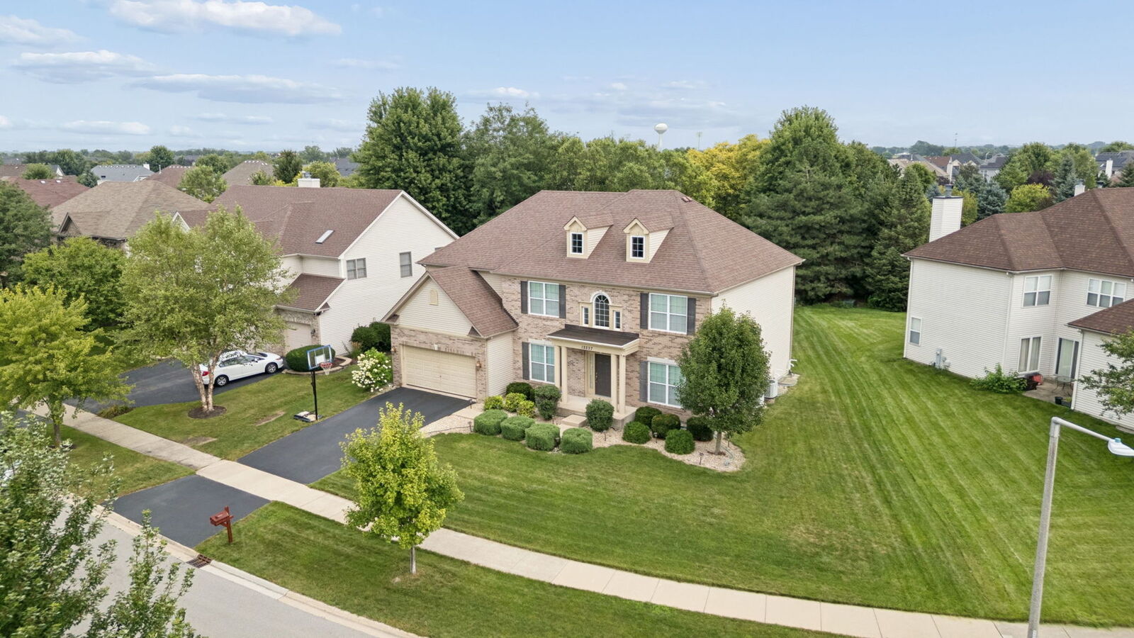 Property Photo: 12237 Winterberry Lane IL 60585