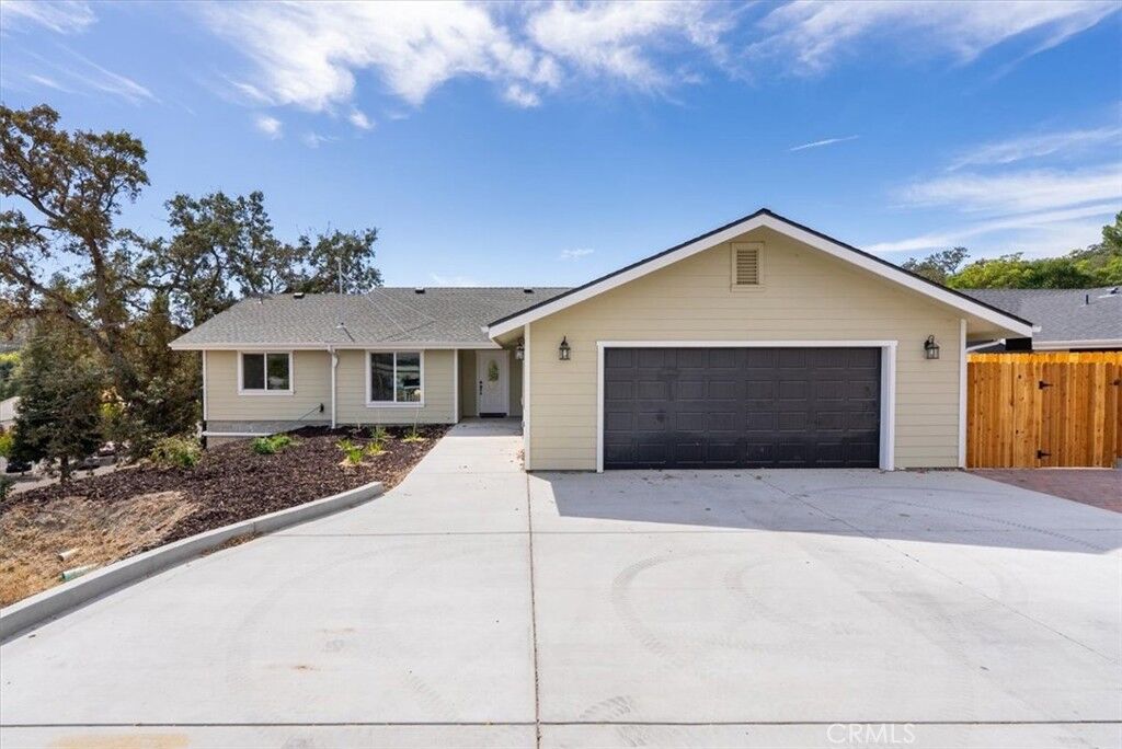 Property Photo:  5265 Alamo  CA 93422 