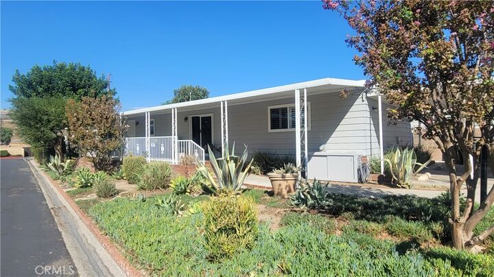 Property Photo:  16757 Lake Terrace Way  CA 92886 