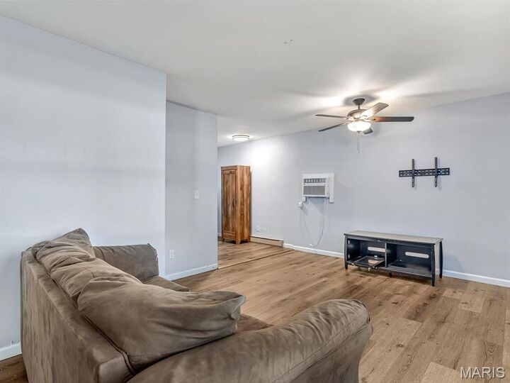 Property Photo:  62 Pine Trail  IL 62208 