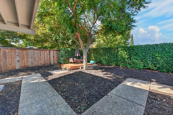 Property Photo:  43 Paddle Court  CA 95833 