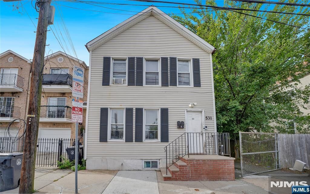Property Photo: 531 10th Street NJ 07103