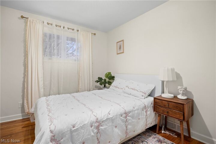 Property Photo:  837 E Dartmoor Avenue  OH 44131 