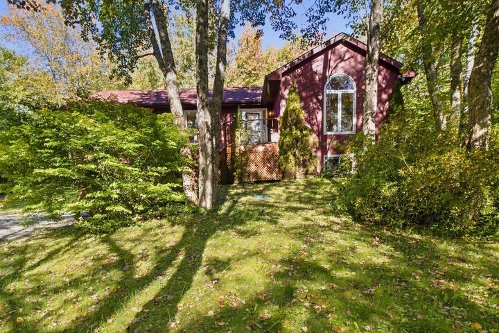 Property Photo:  226 Windsor Drive  NS B3Z 1H1 