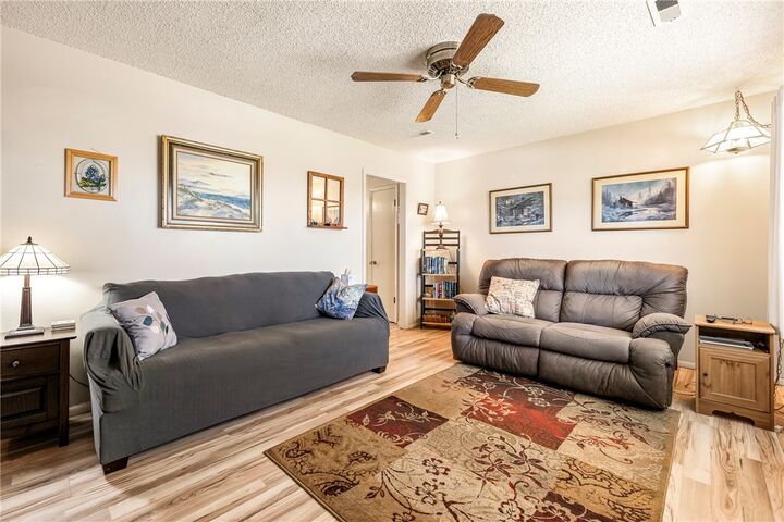 Property Photo:  1102 N 15th Street  AR 72756 