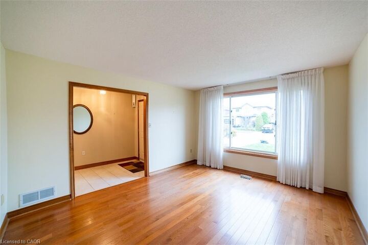 Property Photo: 147 Locheed Drive Main ON L8T 4Z7