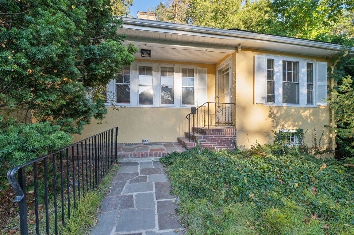 Property Photo:  132 Beaumont Ave  MA 02460 