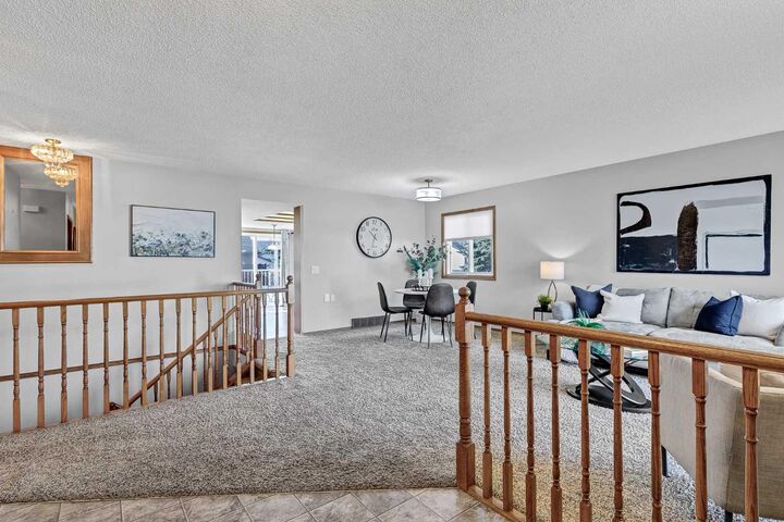 Property Photo:  39 Woodside Close NW  AB T4B 2C8 