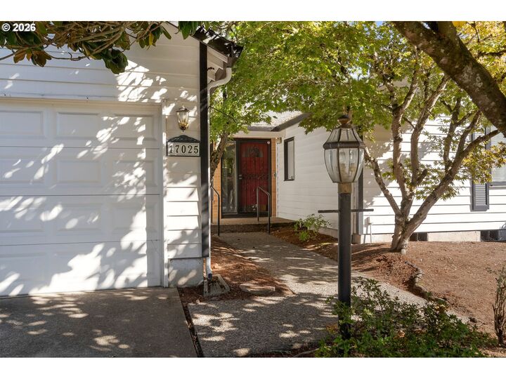 Property Photo: 17025 NW Meadow Grass Dr OR 97006