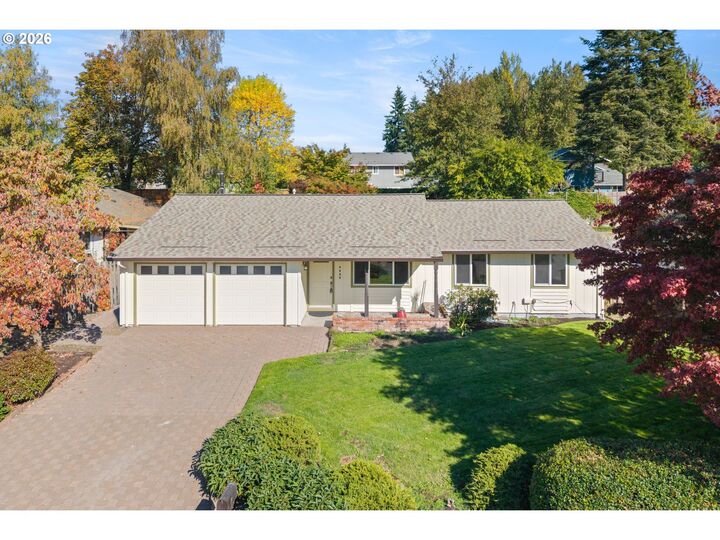 Property Photo:  4495 SE Chelsea St  OR 97222 