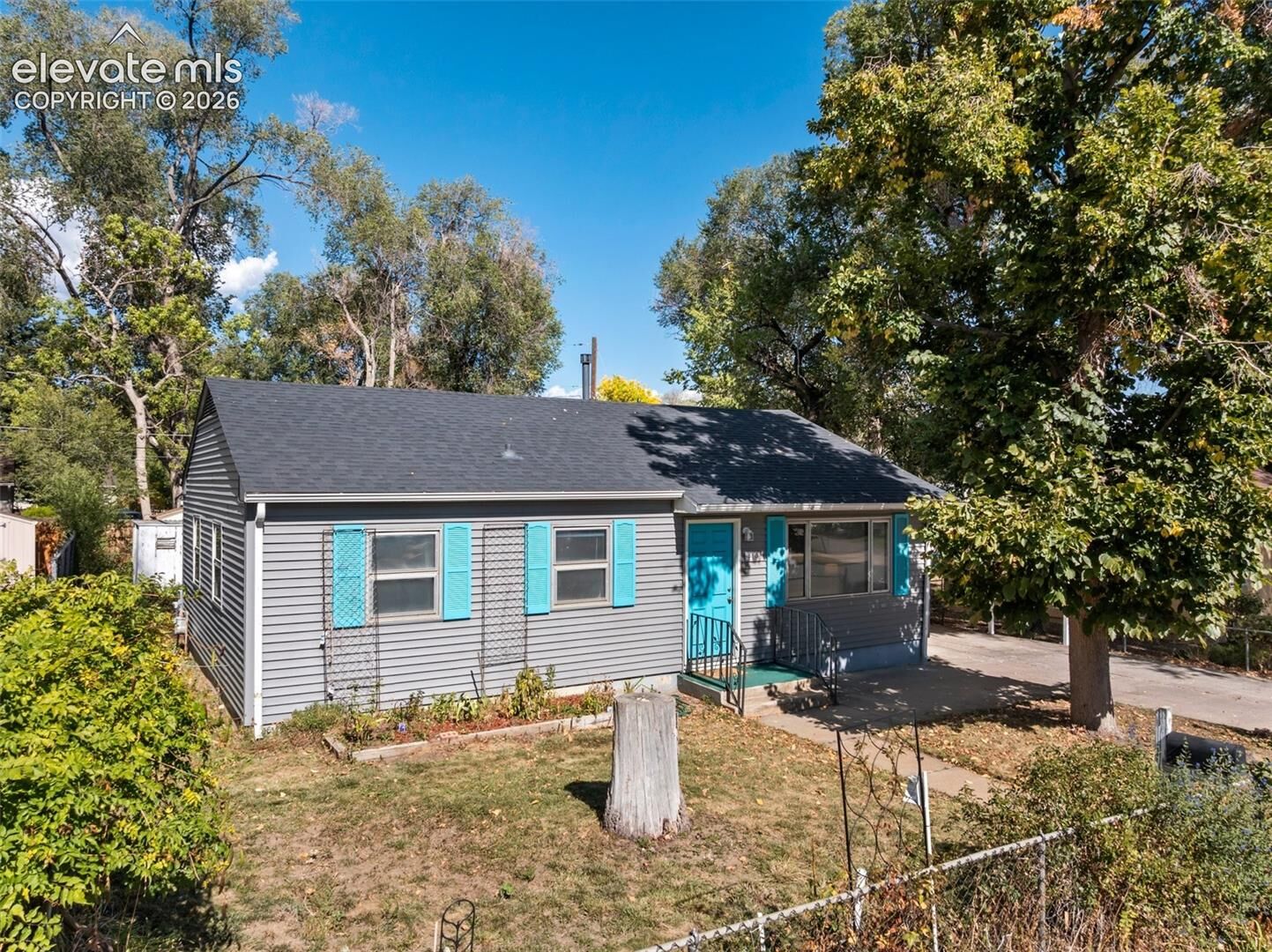 Property Photo:  410 Lynn Avenue  CO 80905 
