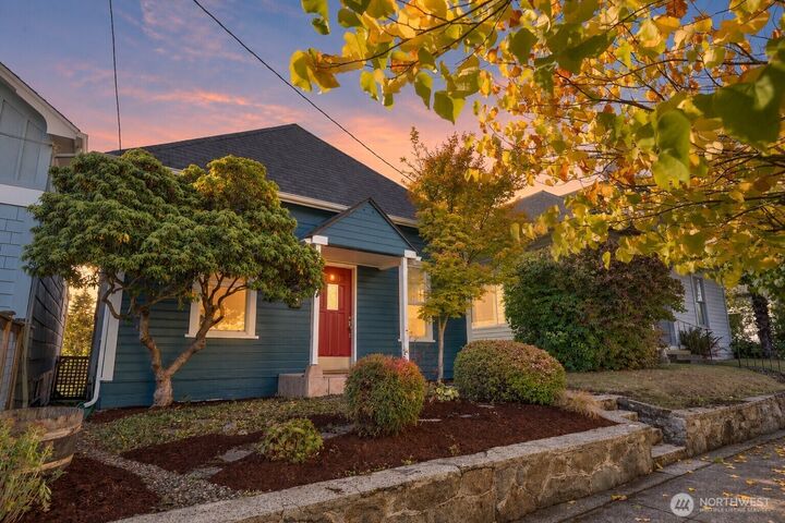 Property Photo:  743 N  74th Street  WA 98103 
