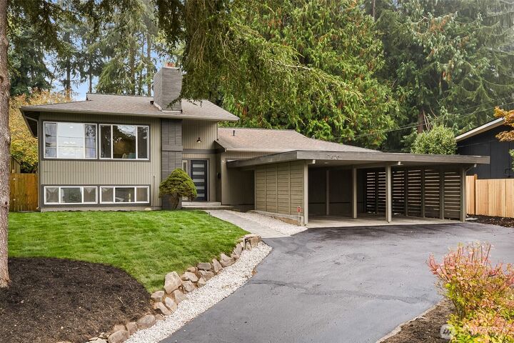 Property Photo:  7420  181st Place SW  WA 98026 