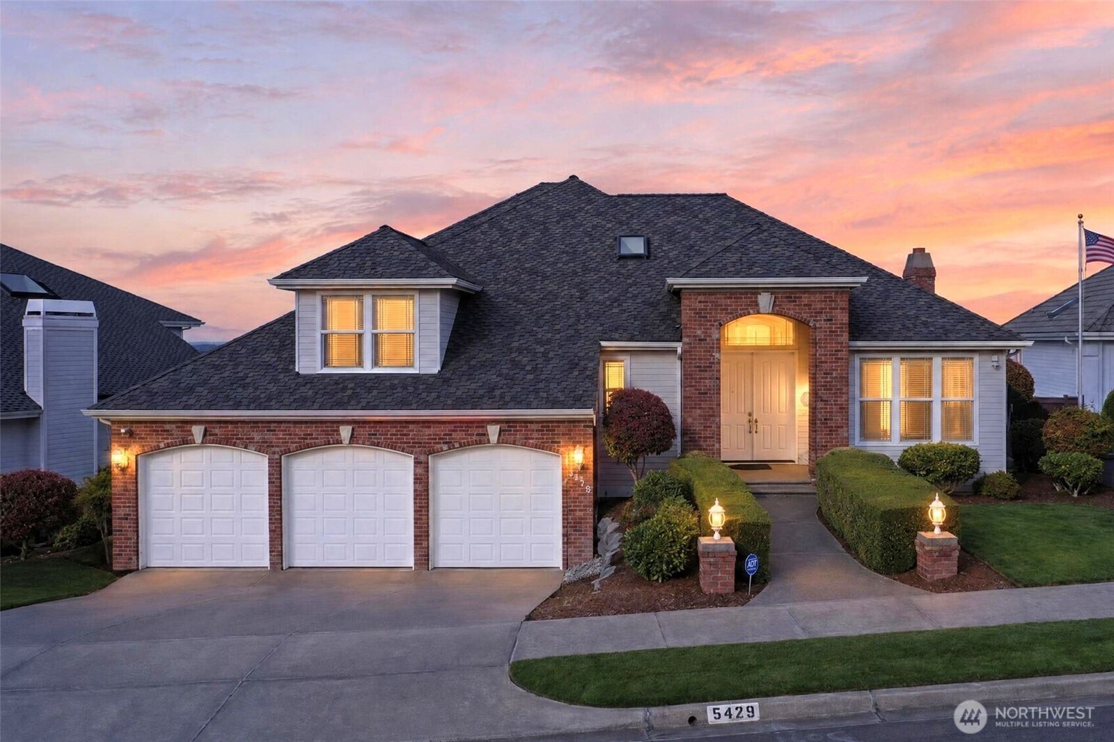 Property Photo:  5429  Orca Drive NE  WA 98422 