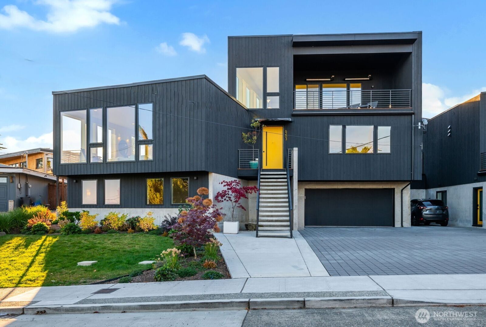 Property Photo:  6203  52nd Avenue S  WA 98118 