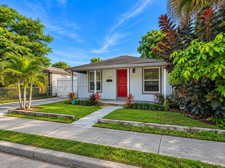 Property Photo:  1028 18th Street 0  FL 33407 